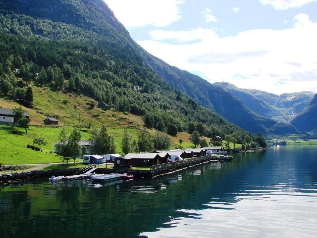 Nesheim Hytter & Camping Bjordal  Extérieur photo