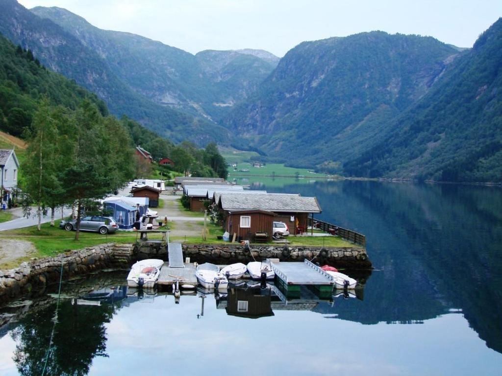 Nesheim Hytter & Camping Bjordal  Extérieur photo