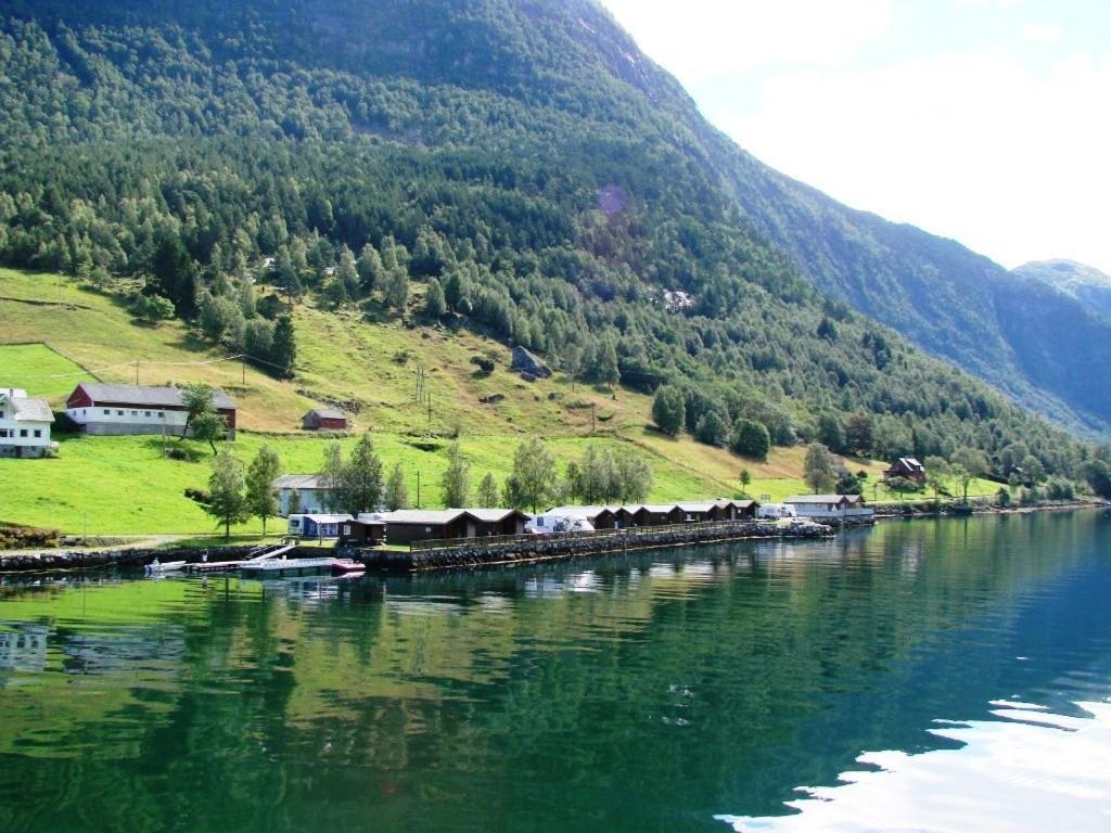 Nesheim Hytter & Camping Bjordal  Extérieur photo